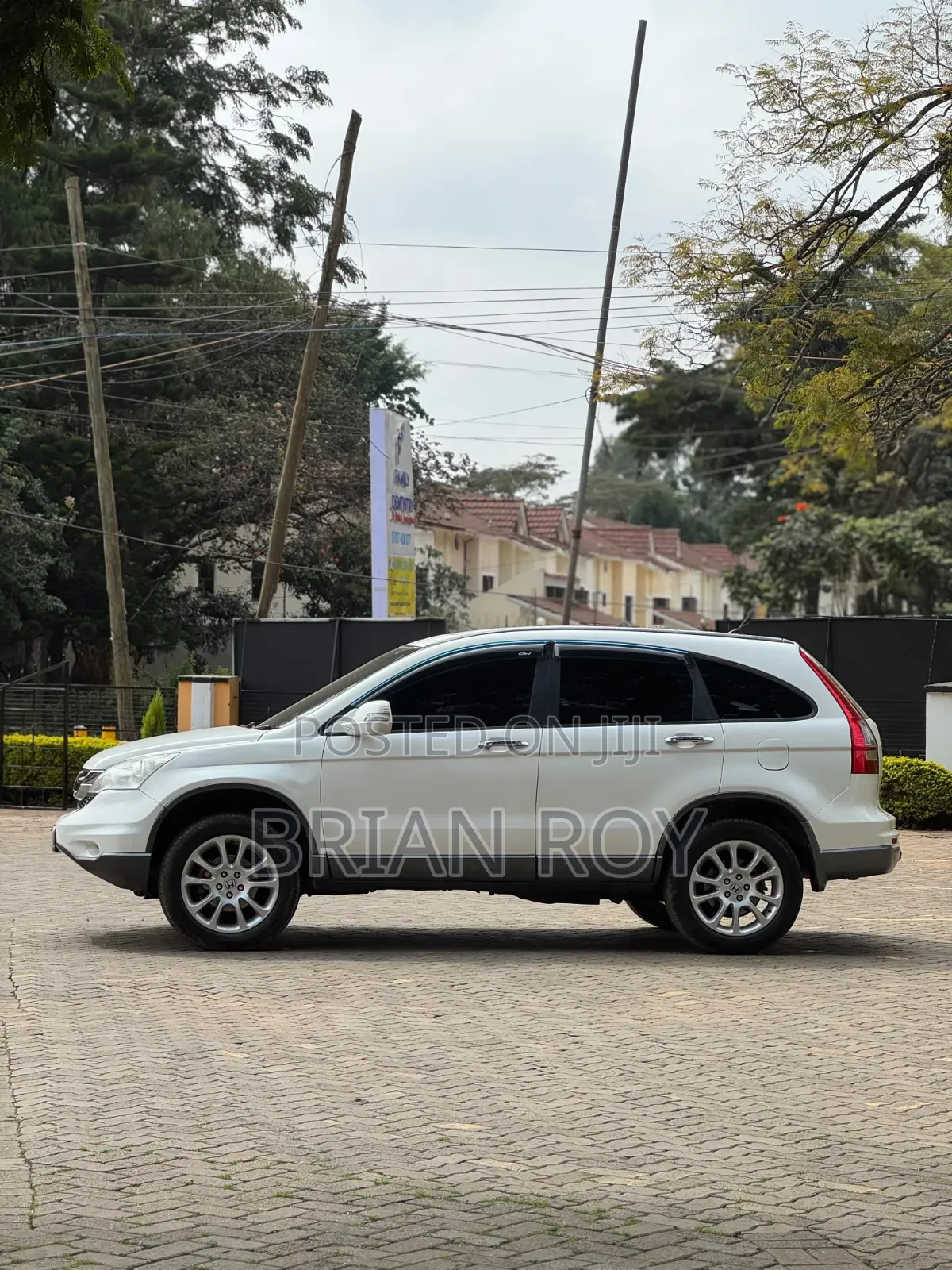Honda CR-V 2011 White