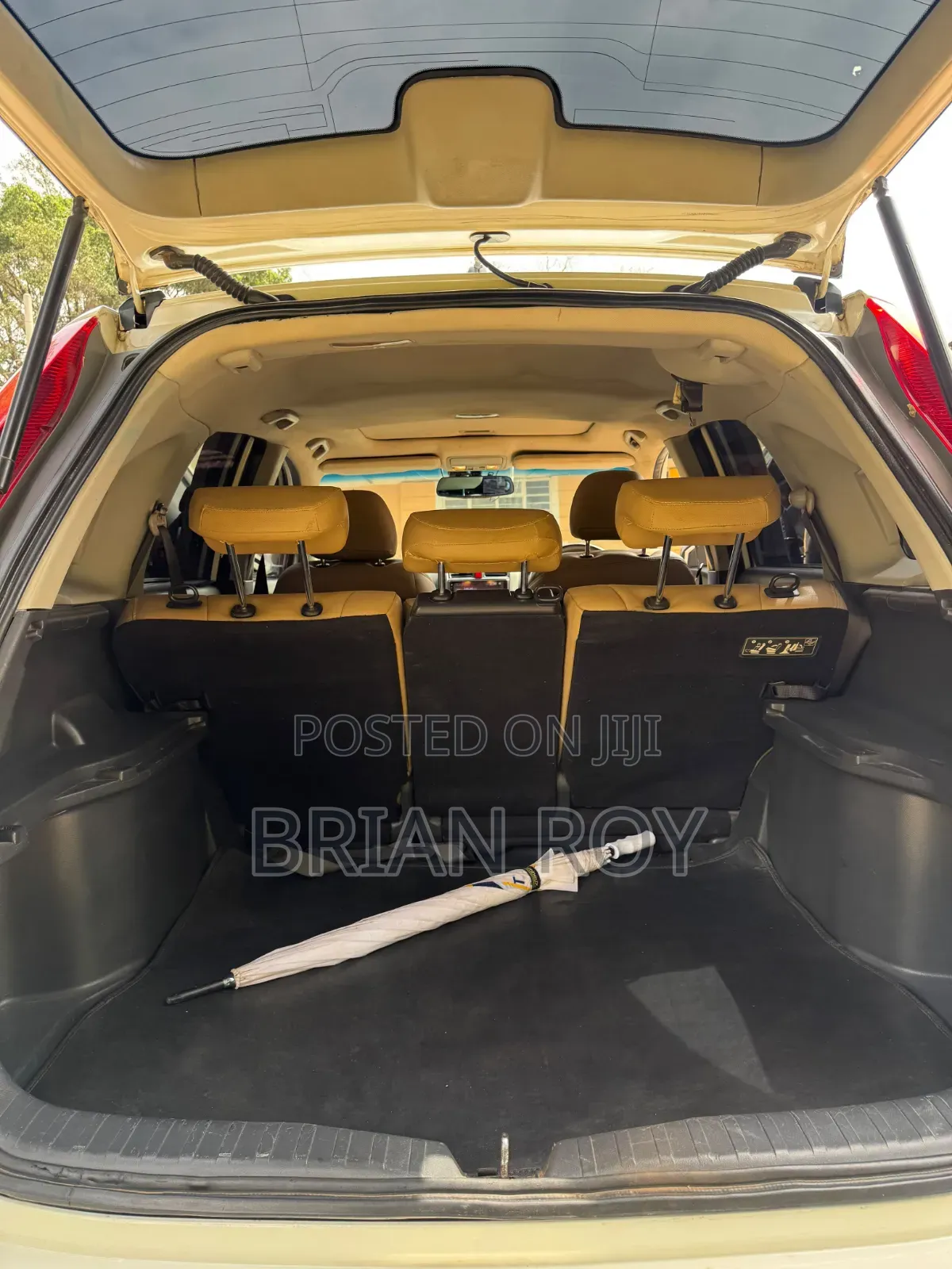 Honda CR-V 2011 White