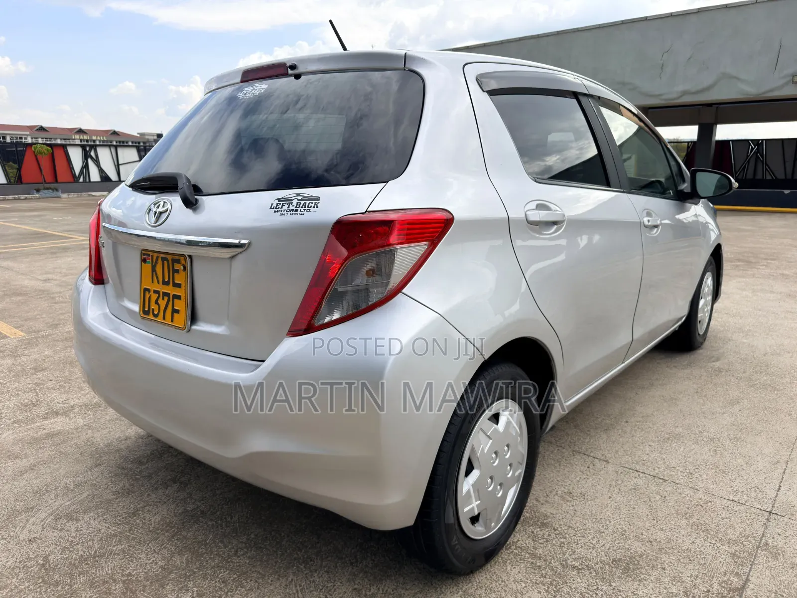 Toyota Vitz 2014 Silver