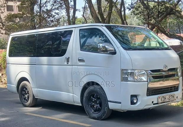 Toyota HiAce 2015 White - thumbnail 2