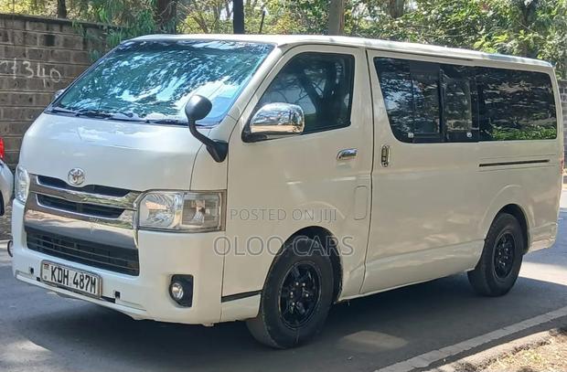 Toyota HiAce 2015 White - thumbnail 4