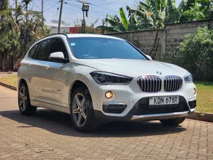 BMW X1 xDrive28i AWD 2016 Off white