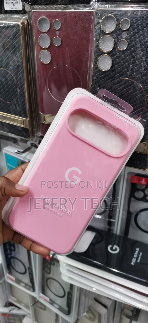 Google Pixel 10 Precision-Cut Pill-Shaped Camera Opening Cover - thumbnail 2