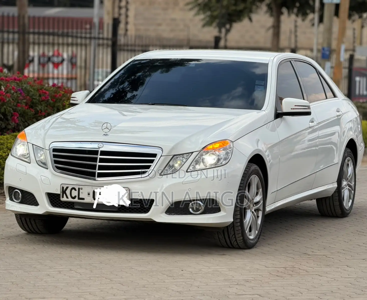 Mercedes-Benz E350 2010 White