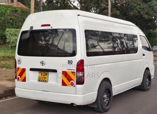 Toyota HiAce 2015 White - thumbnail 8