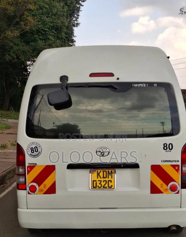Toyota HiAce 2015 White - thumbnail 10