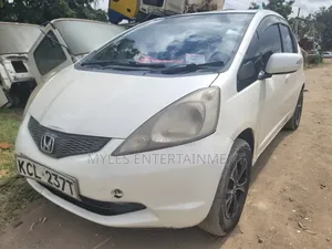 Honda Fit Automatic 2010 White