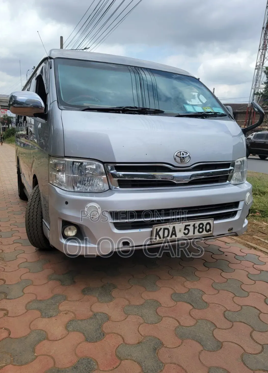 Toyota HiAce 2014 Silver