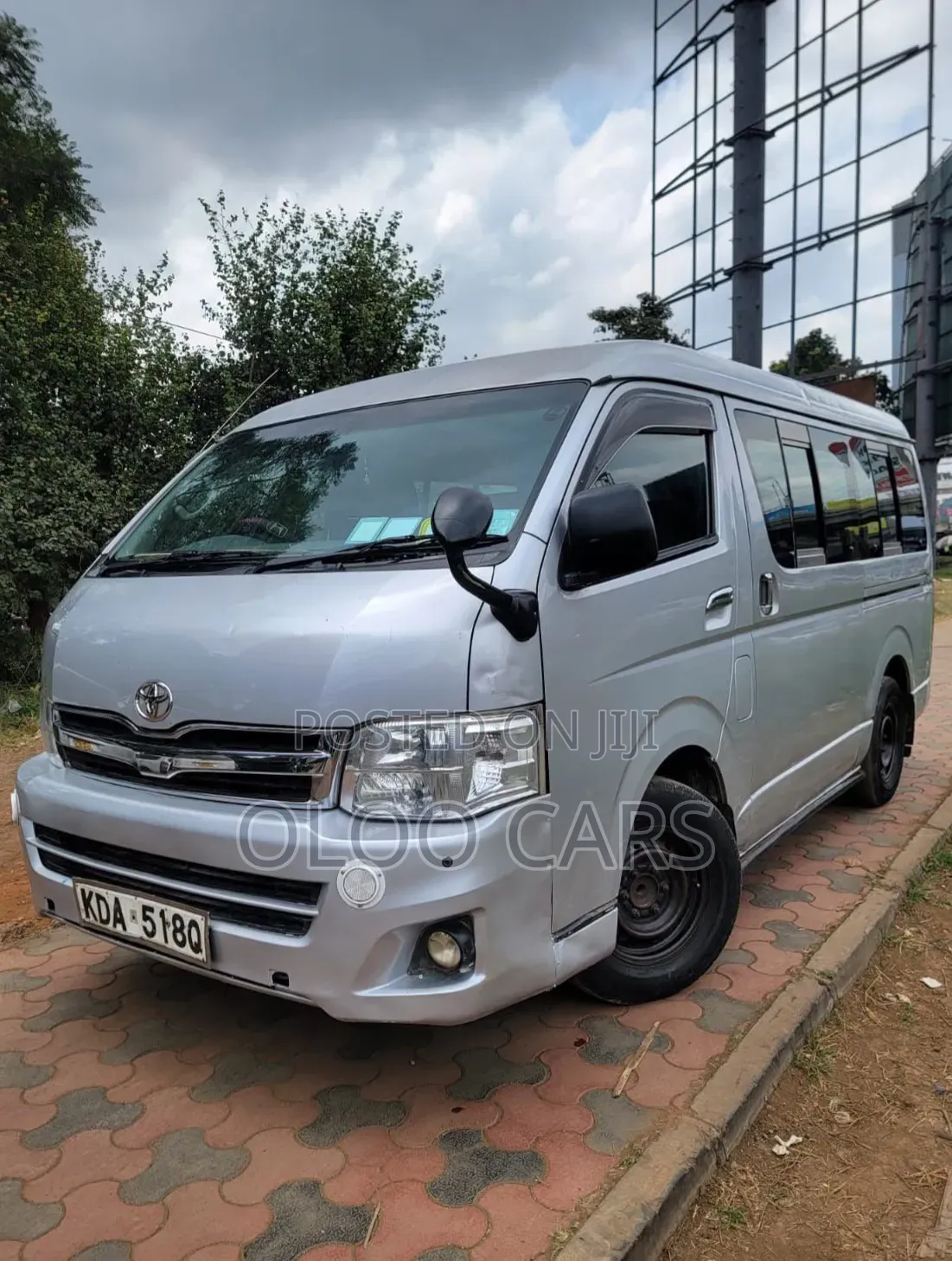 Toyota HiAce 2014 Silver