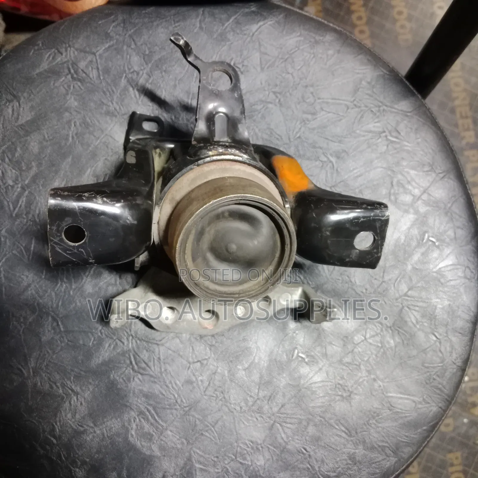 Daihatsu Tanto Engine Mount