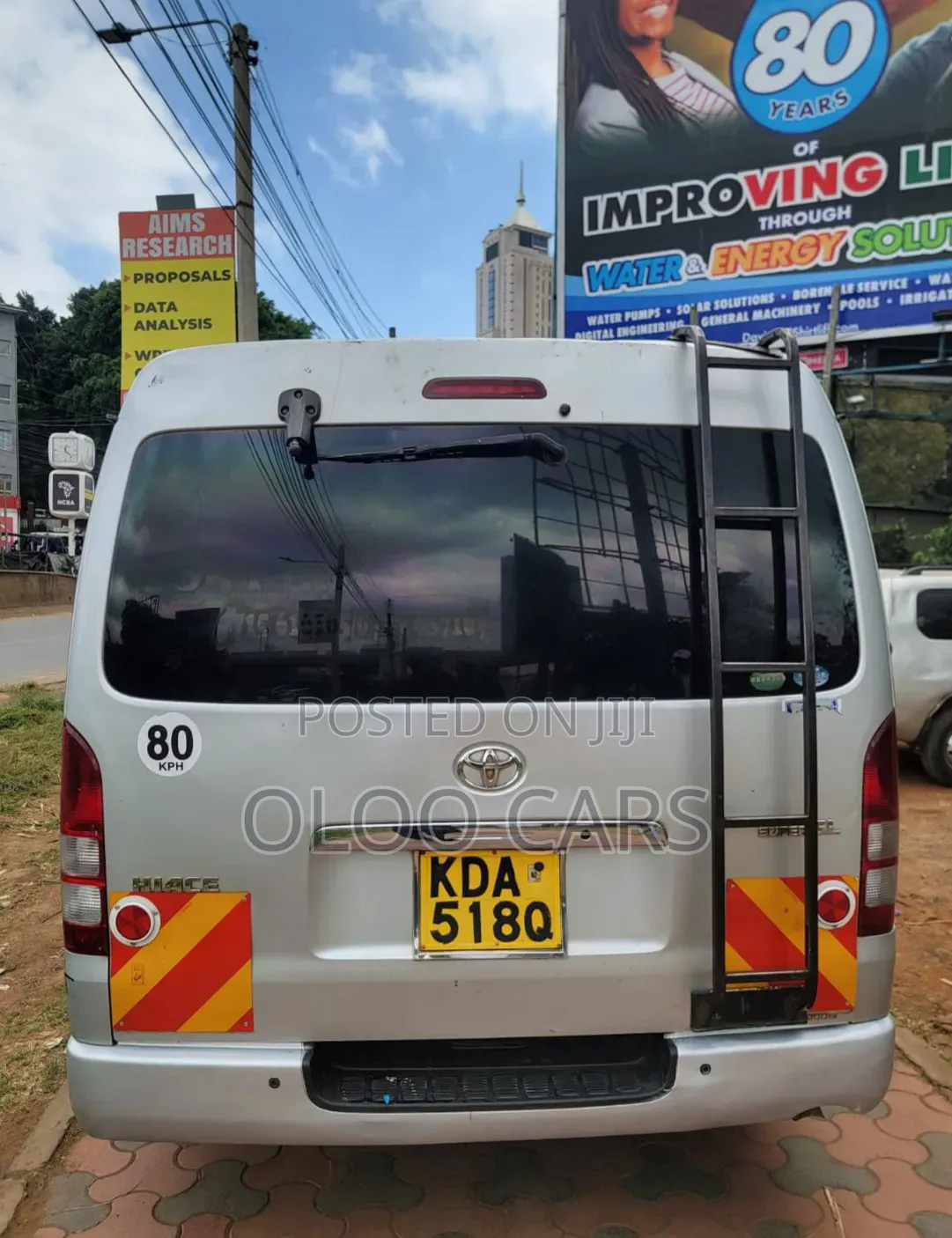 Toyota HiAce 2014 Silver