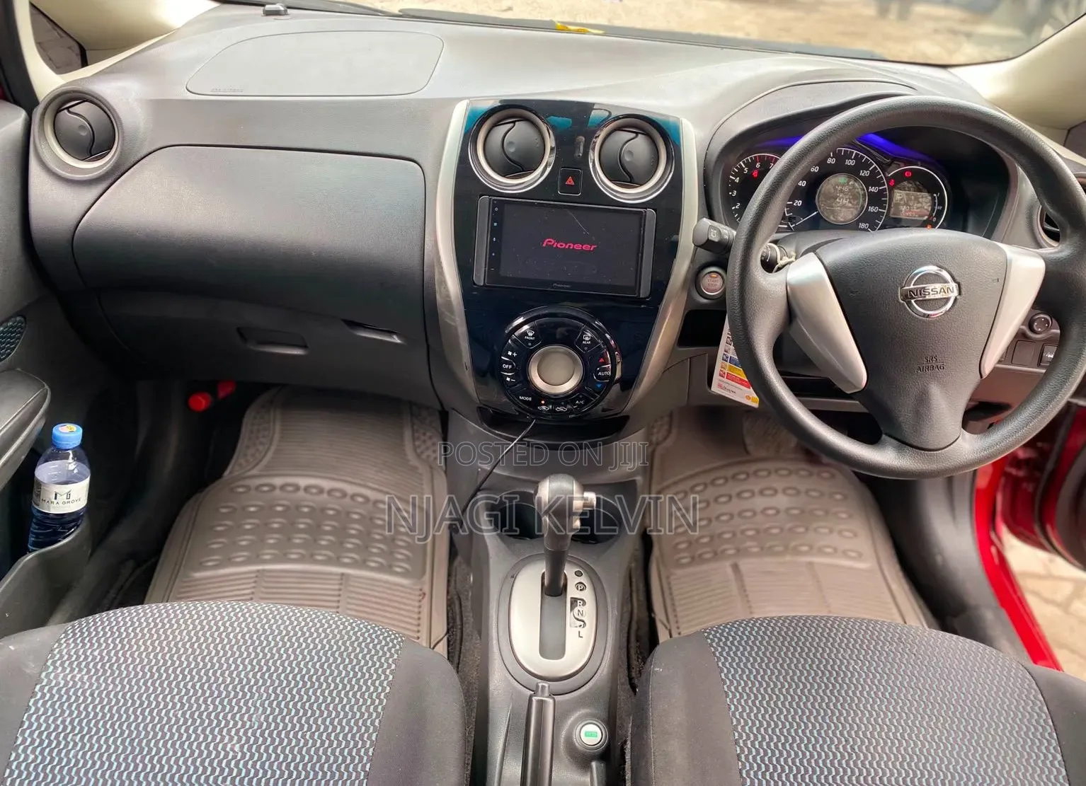 Nissan Note 2015 Red