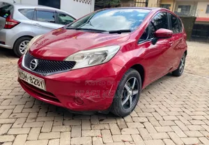 Nissan Note 2015 Red