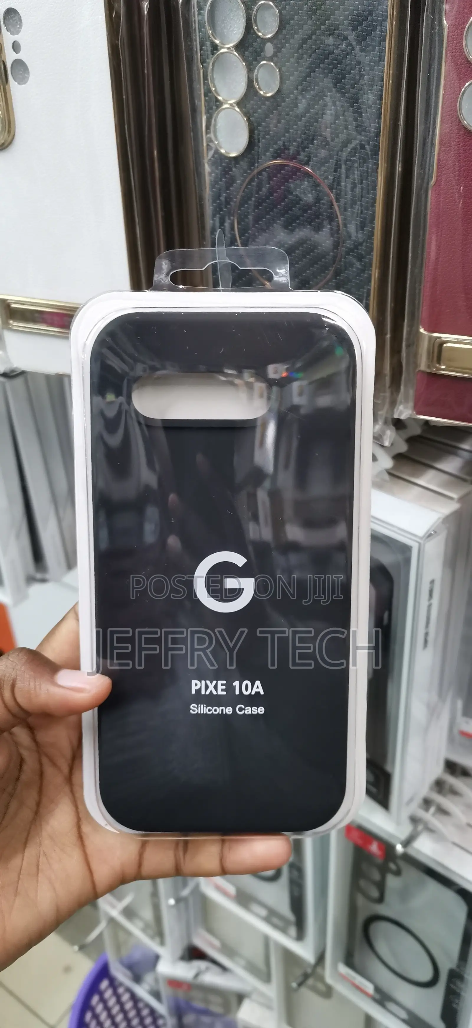 "PIXE 10A Silicone Case" With the Google 'G' Logo