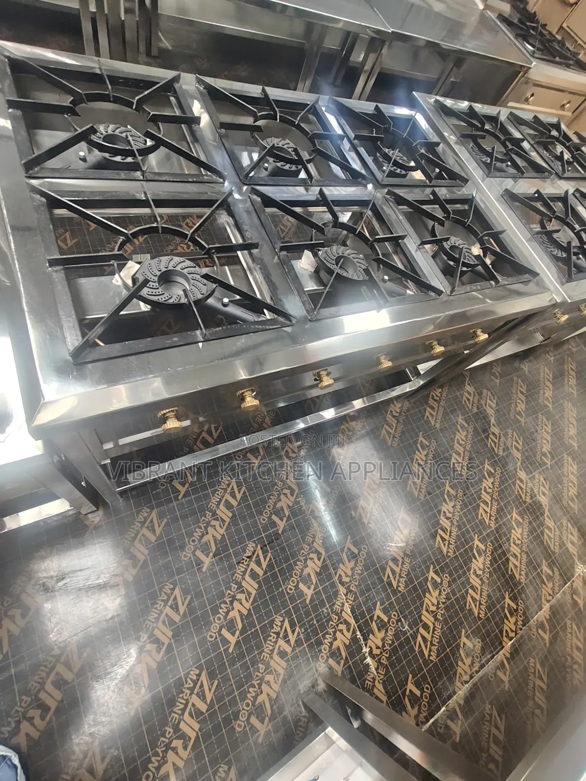 Six‐Burner Stainless Steel Commercial Gas Cooker