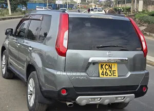 Nissan X-Trail 2010 Silver
