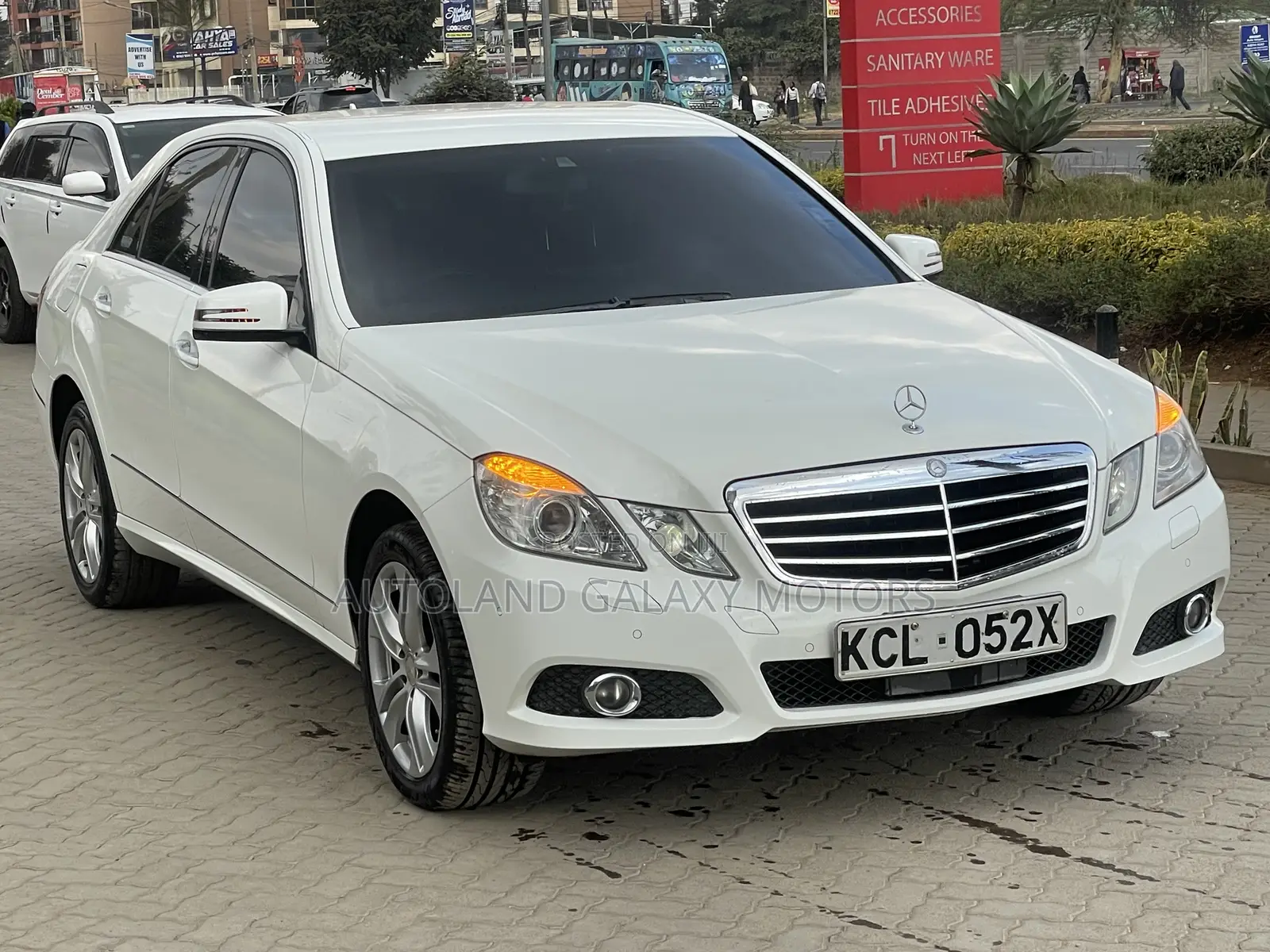 Mercedes-Benz E350 2010 White