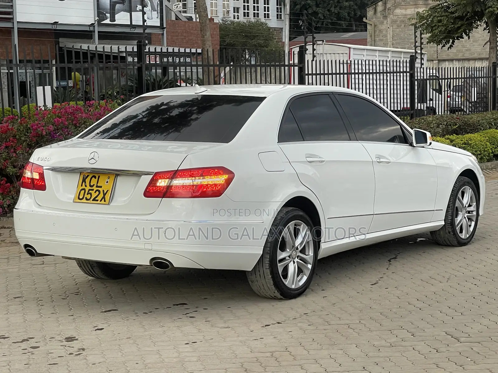 Mercedes-Benz E350 2010 White