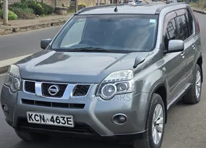 Nissan X-Trail 2010 Silver