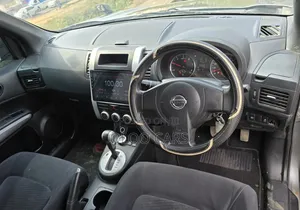 Nissan X-Trail 2010 Silver