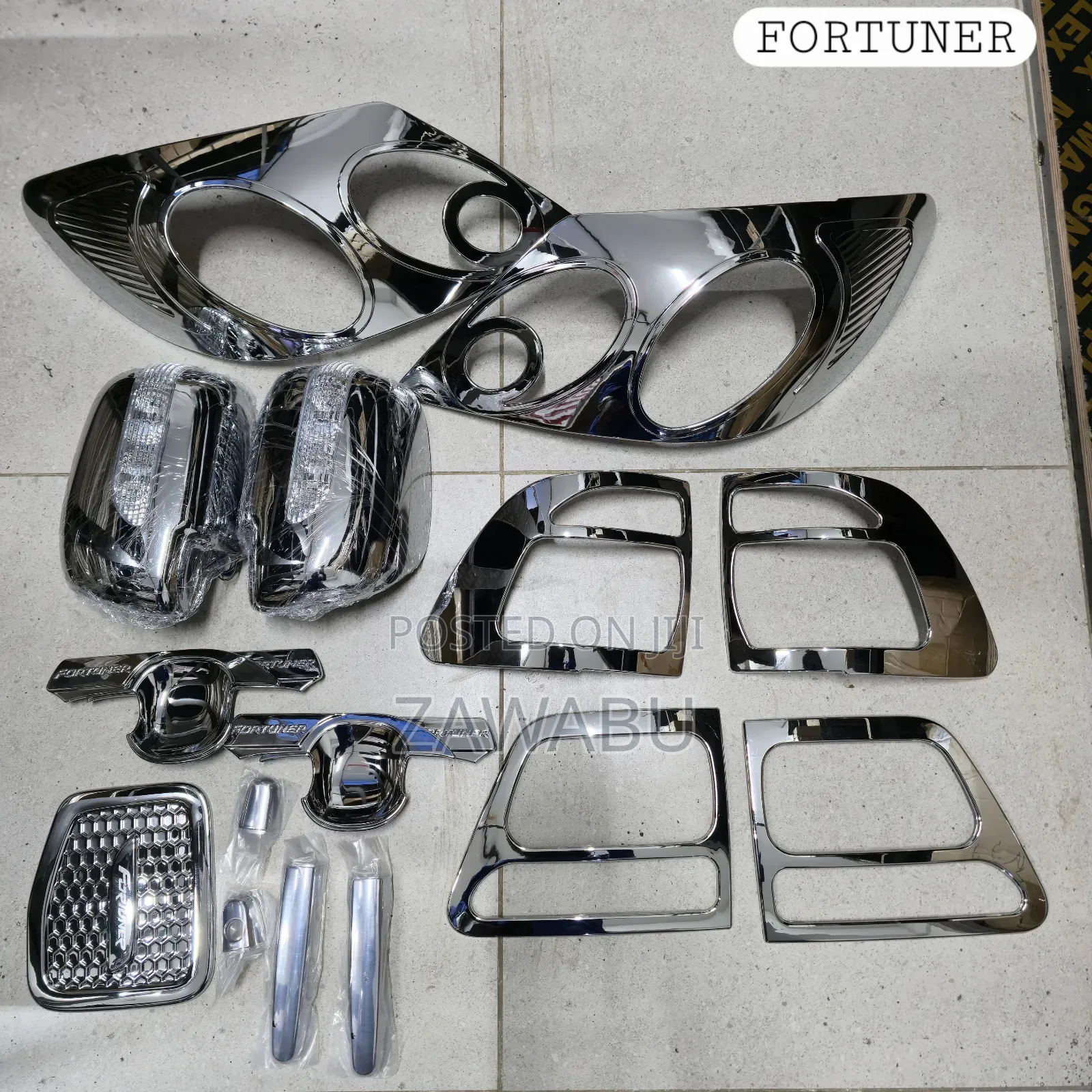 Chromekit Fortuner 2004 Onwards Compete Set