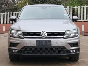 Volkswagen Tiguan 2018 Silver