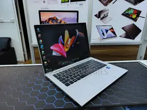 New Laptop HP EliteBook 840 10 16GB Intel Core i7 SSD 512GB