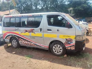 Toyota HiAce 2007 Silver