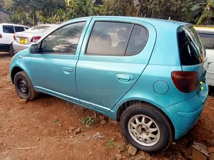 Toyota Vitz 2003 Blue
