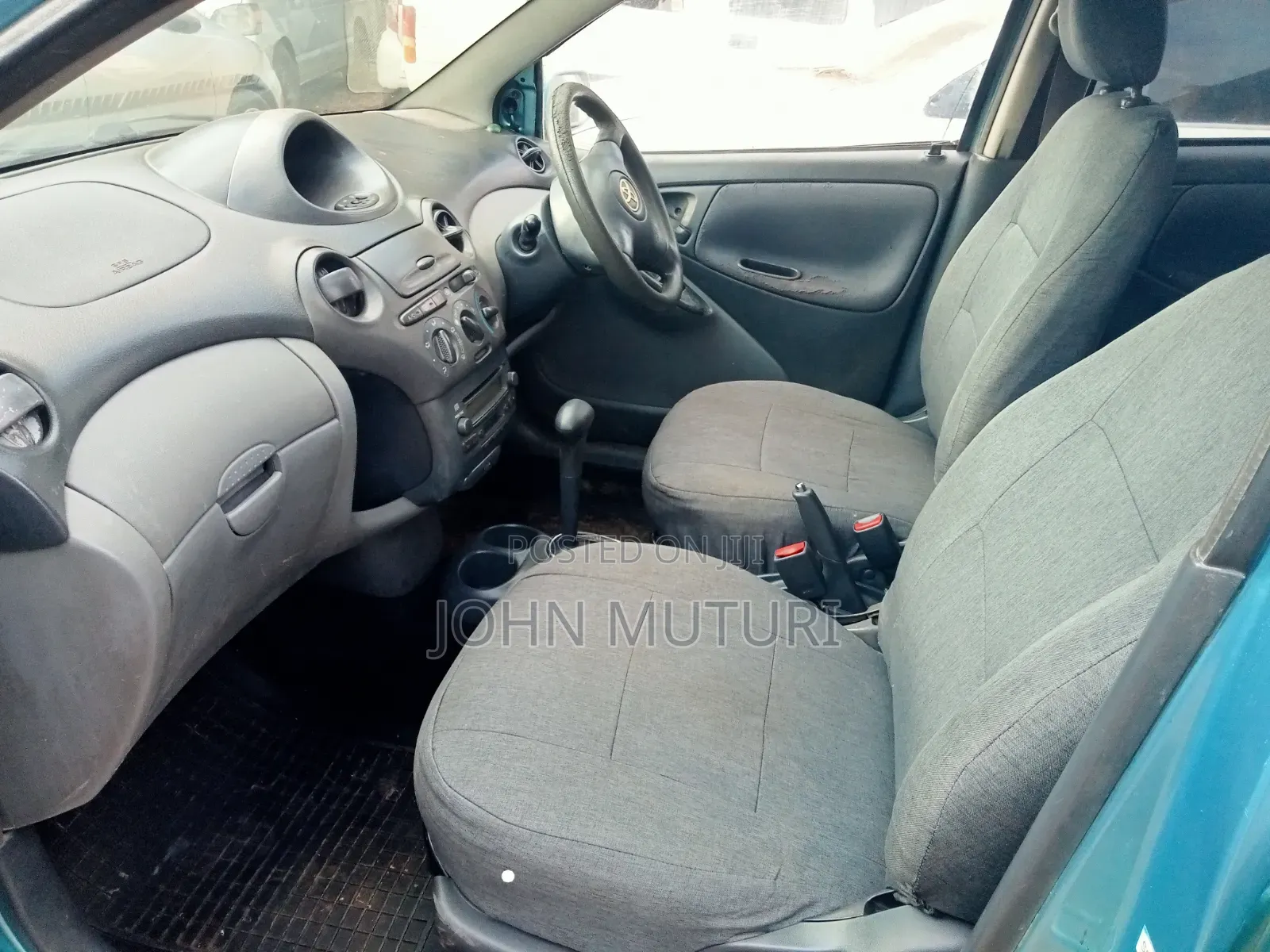 Toyota Vitz 2003 Blue