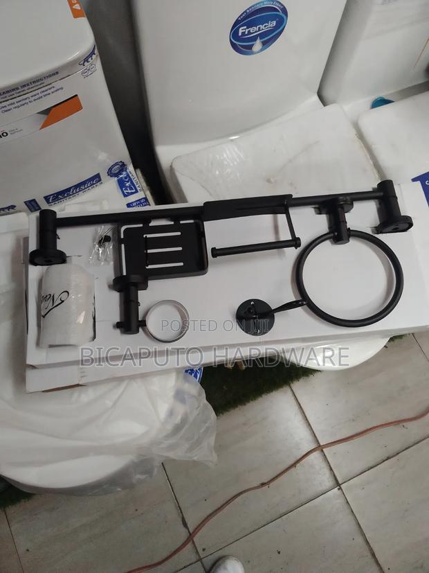 Bathroom Accessories Set