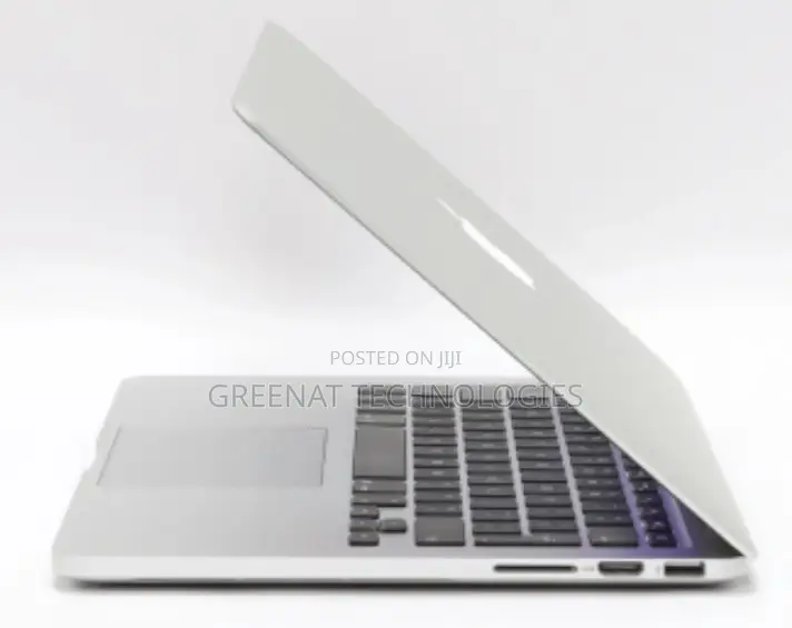 Laptop Apple MacBook Pro 8GB Apple M1 Pro SSD 256GB