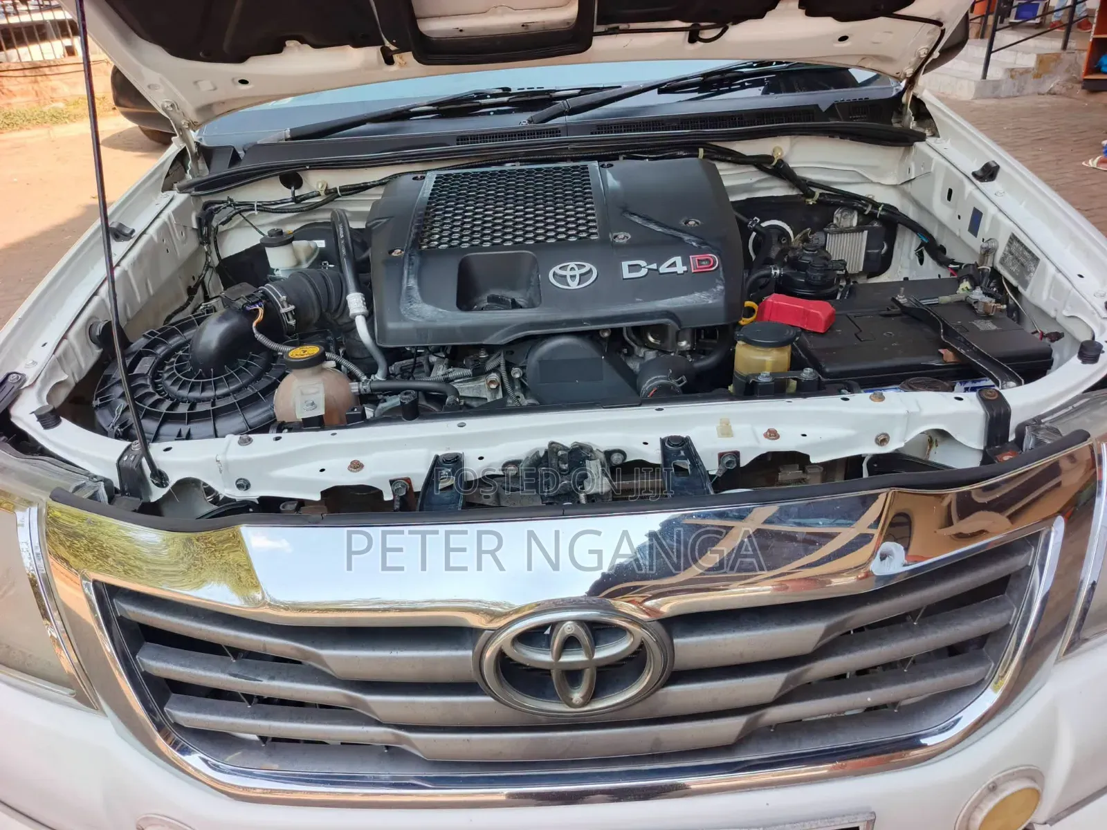 Toyota Hilux 2015 Off white