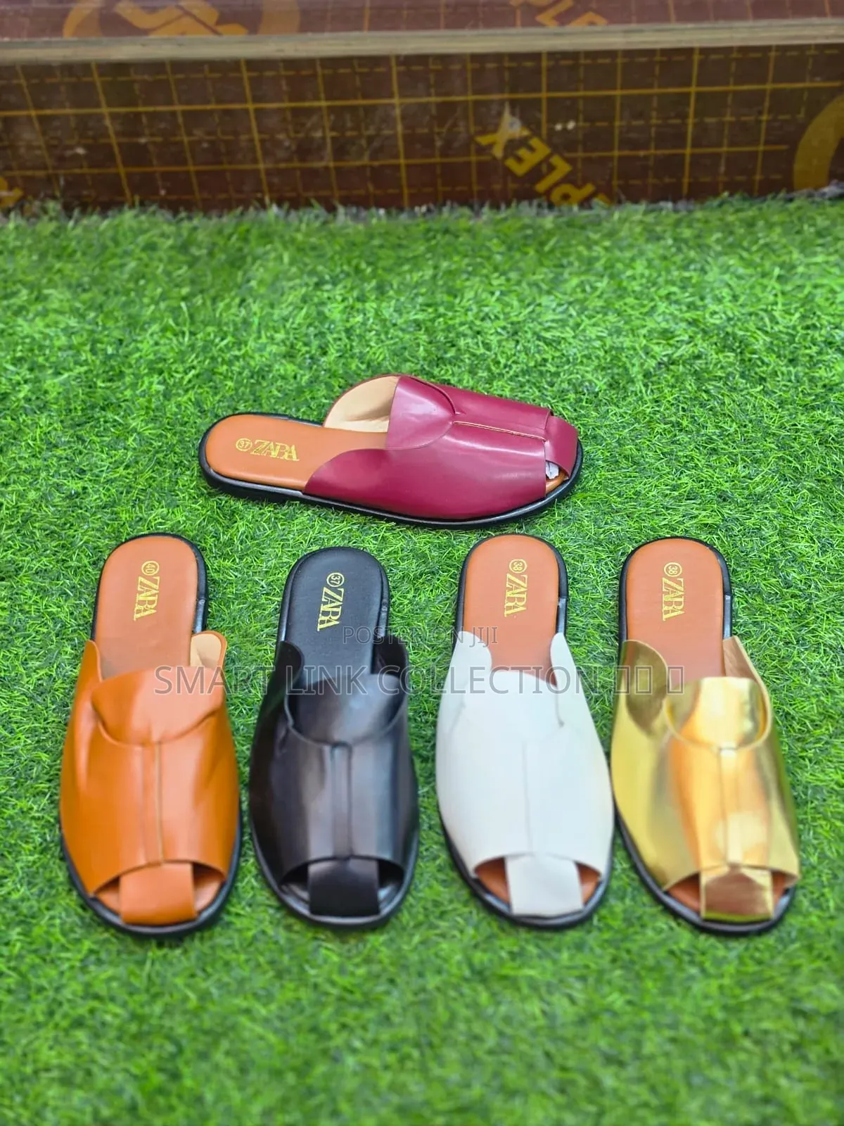 *Zara Leather Flat Mules*