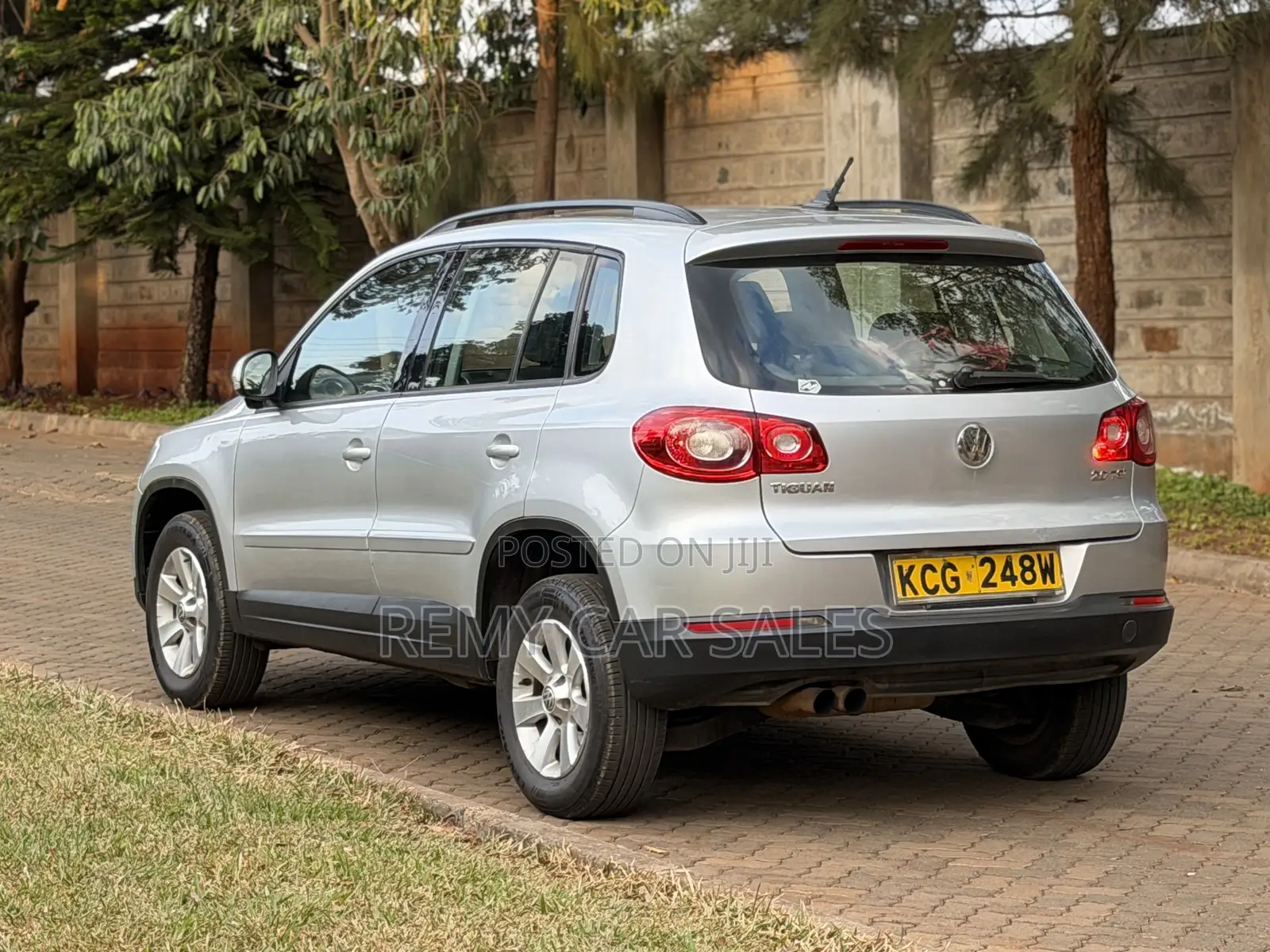 Volkswagen Tiguan 2009 Silver