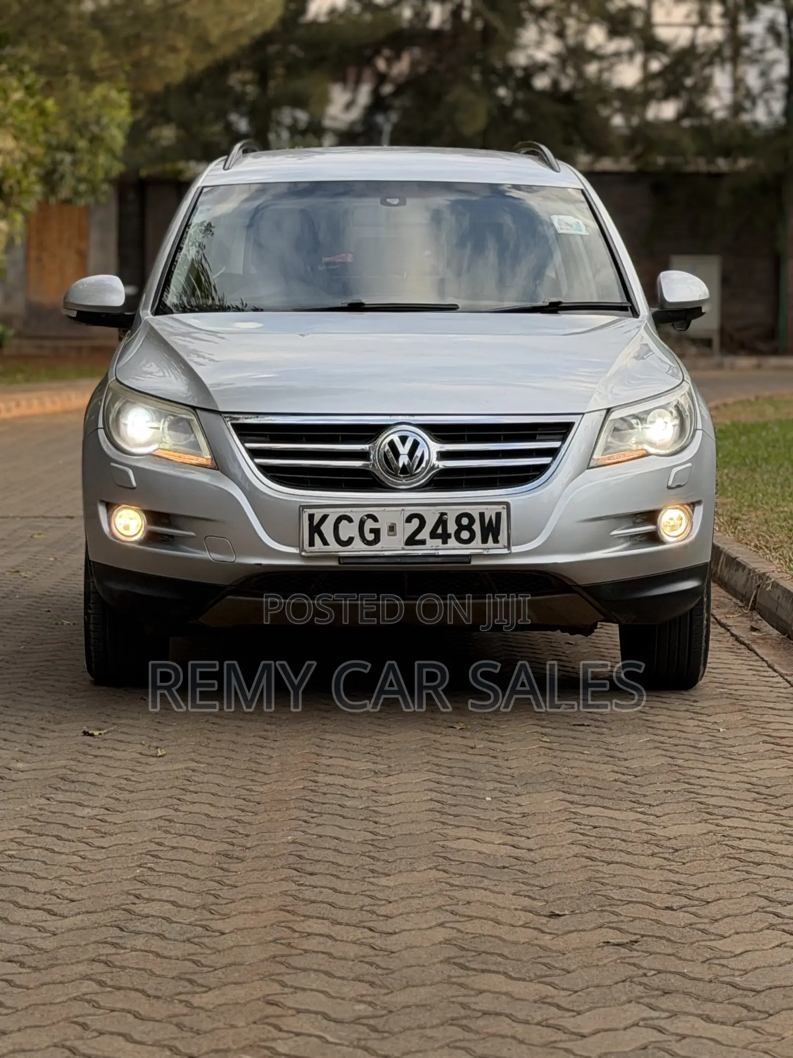 Volkswagen Tiguan 2009 Silver