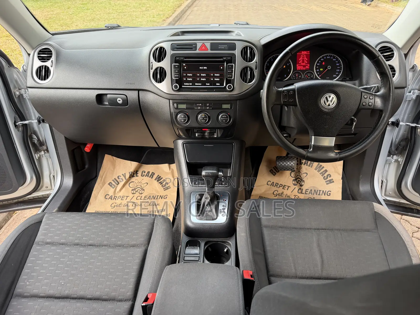 Volkswagen Tiguan 2009 Silver