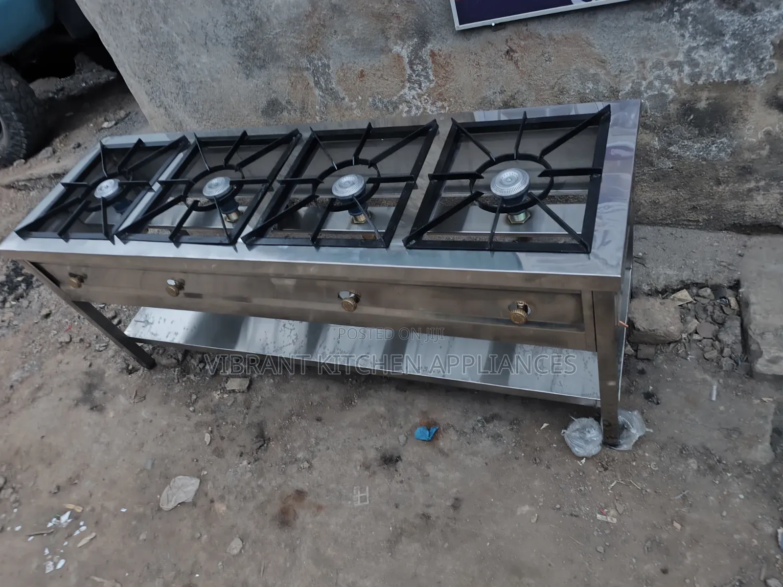 Four‐Burner Gas Cooker