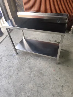 4 Feet Table
