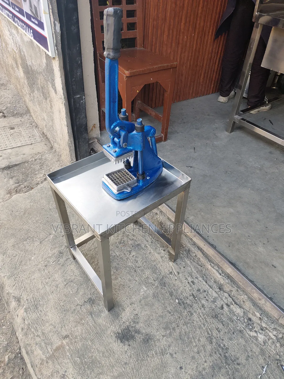 Stainless Steel Chips Cutter
