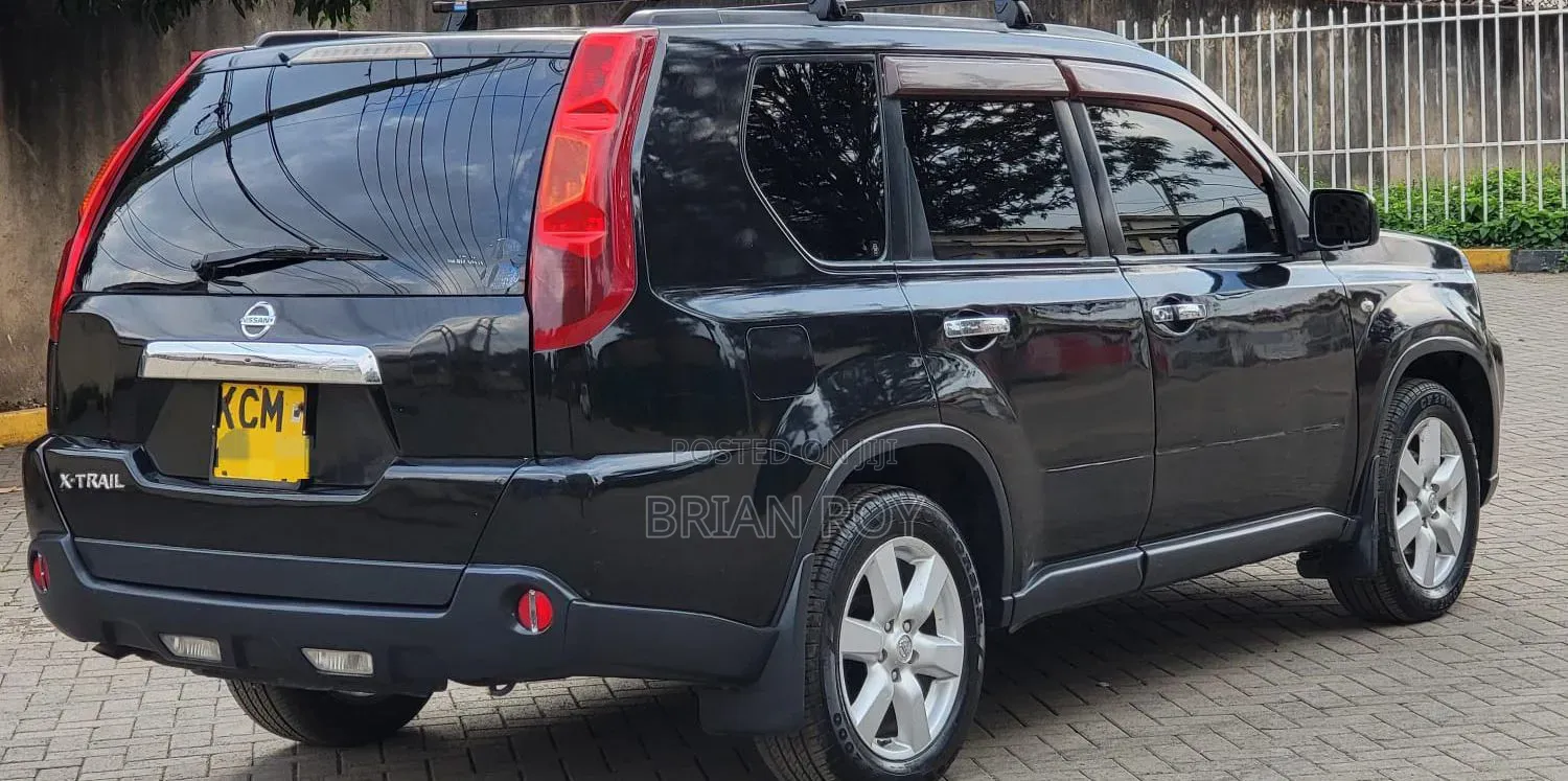 Nissan X-Trail 2010 Black