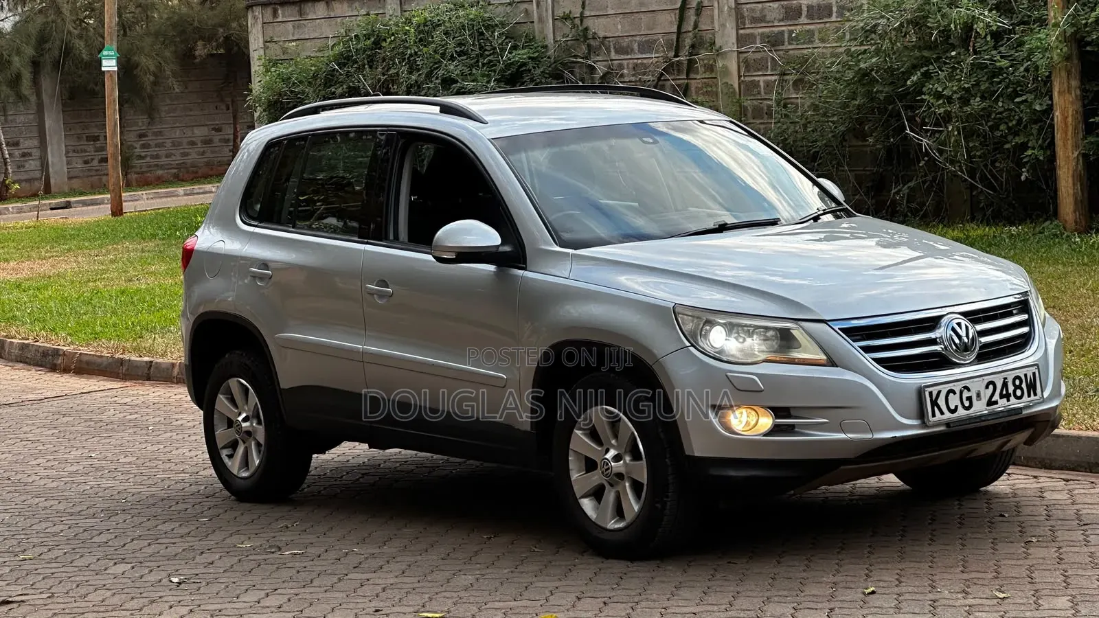 Volkswagen Tiguan 2009 Silver