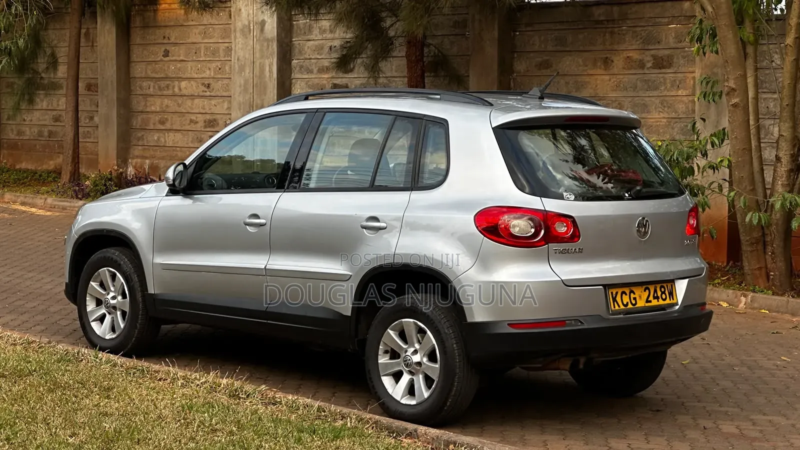 Volkswagen Tiguan 2009 Silver