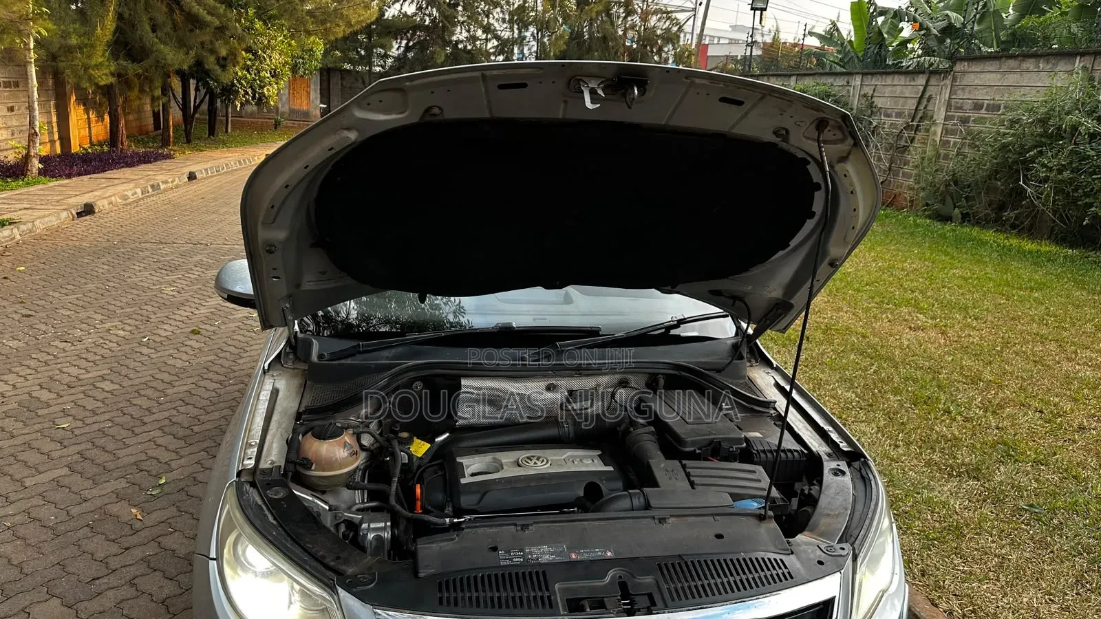 Volkswagen Tiguan 2009 Silver