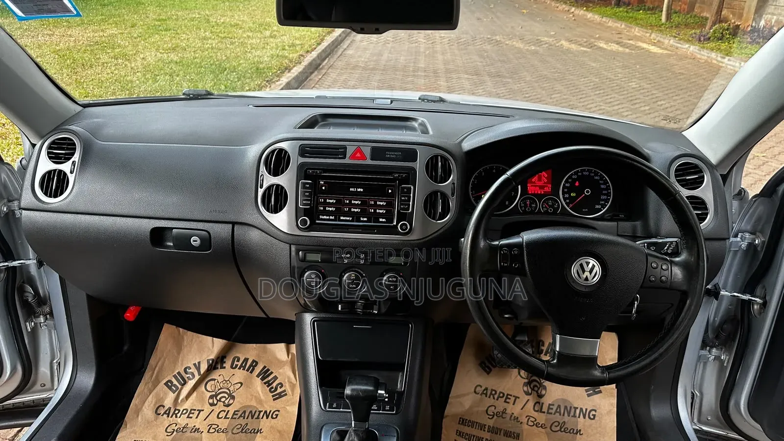Volkswagen Tiguan 2009 Silver