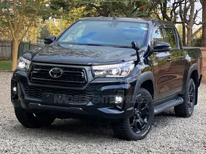 Toyota Hilux 2019 Black