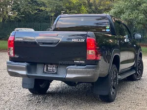 Toyota Hilux 2019 Black