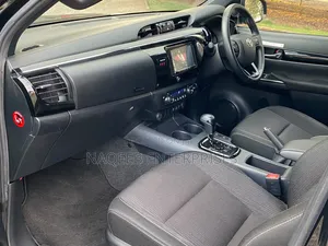 Toyota Hilux 2019 Black