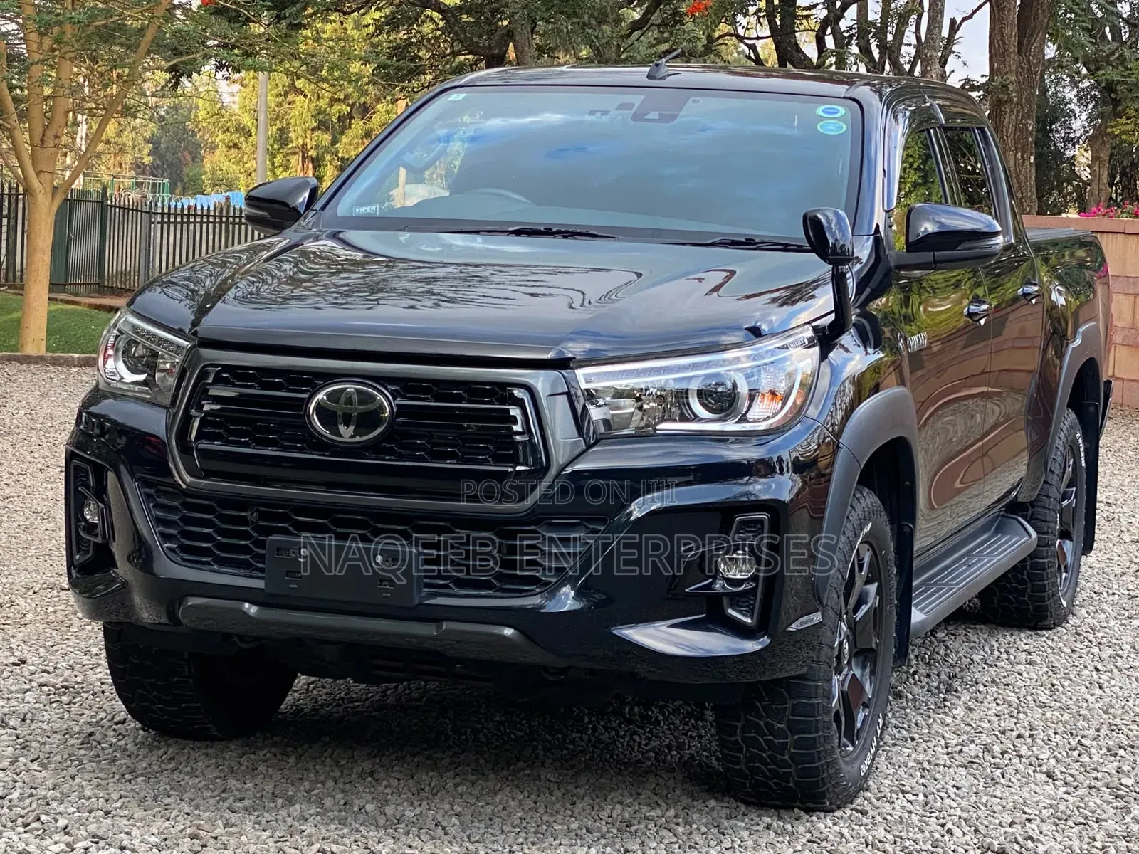 Toyota Hilux 2019 Black