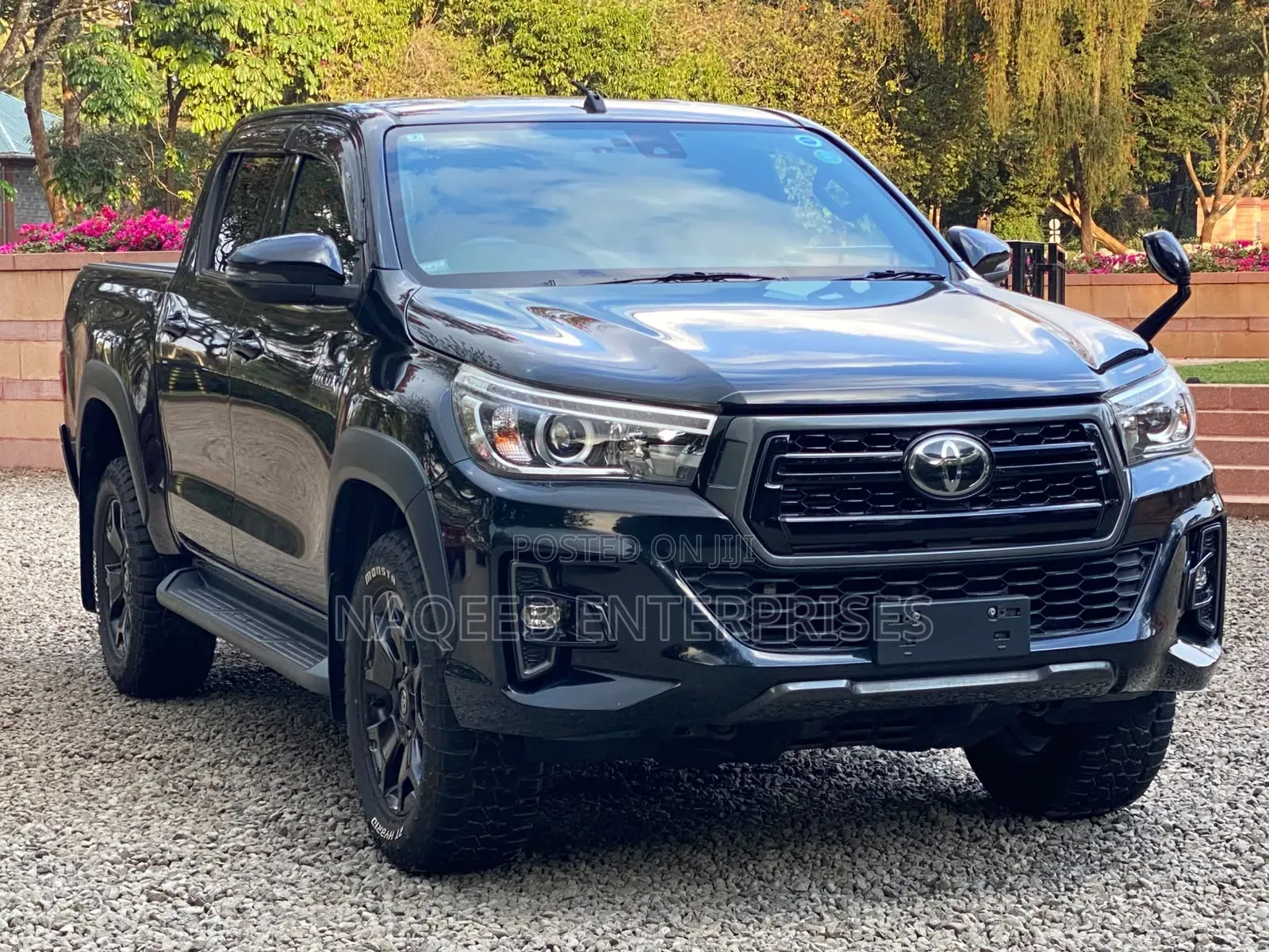 Toyota Hilux 2019 Black